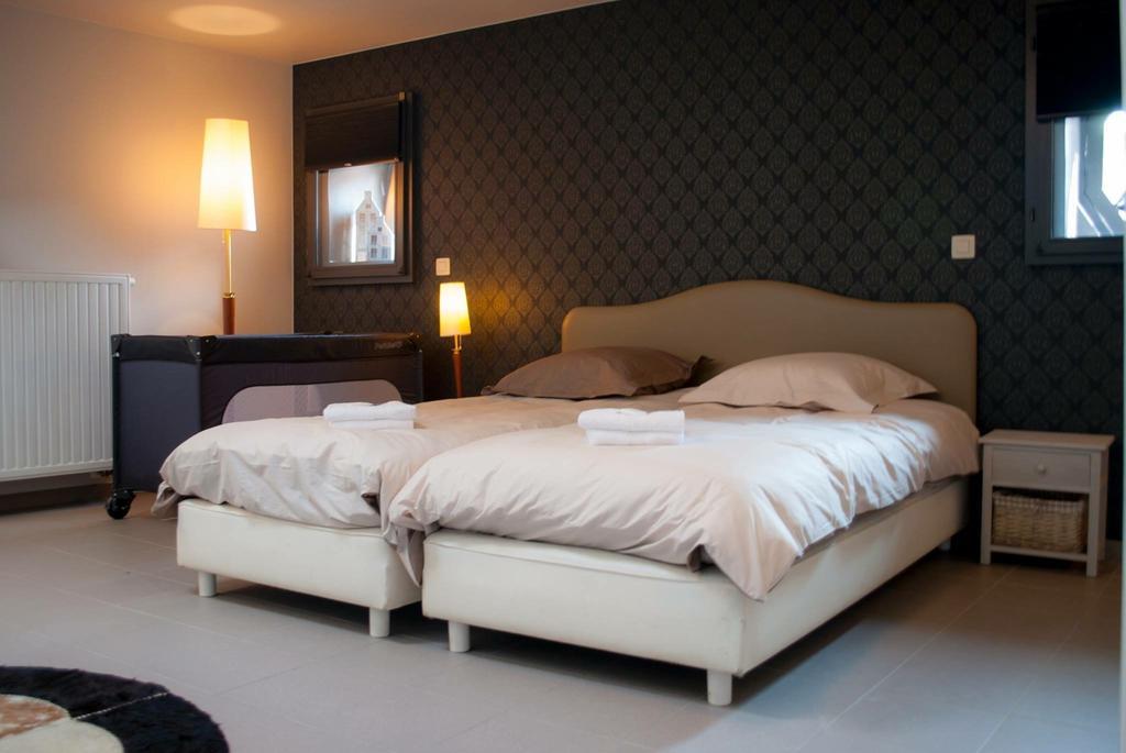 Corversy'S House Ypres Room photo